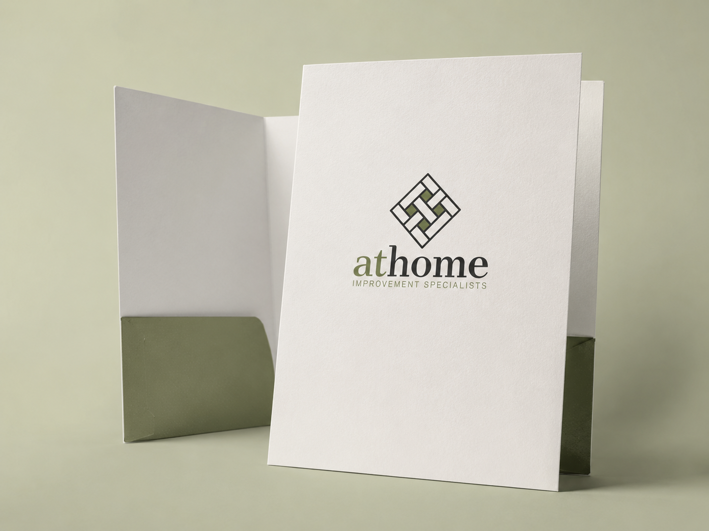 Folletos promocionales de la empresa At Home