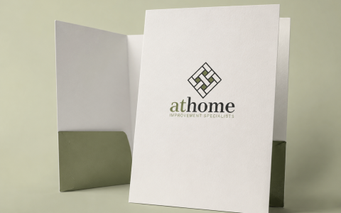 Folletos promocionales de la empresa At Home